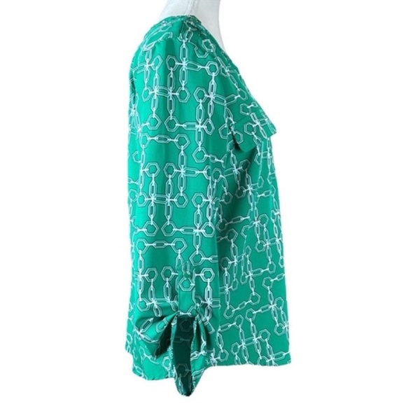 ADRIENNE VITTADINI V-Neck Button Front Blouse, Green, Black & White, Size M. - Picture 3 of 12